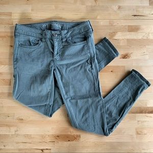 American Eagle Super Stretch Jegging Short Length